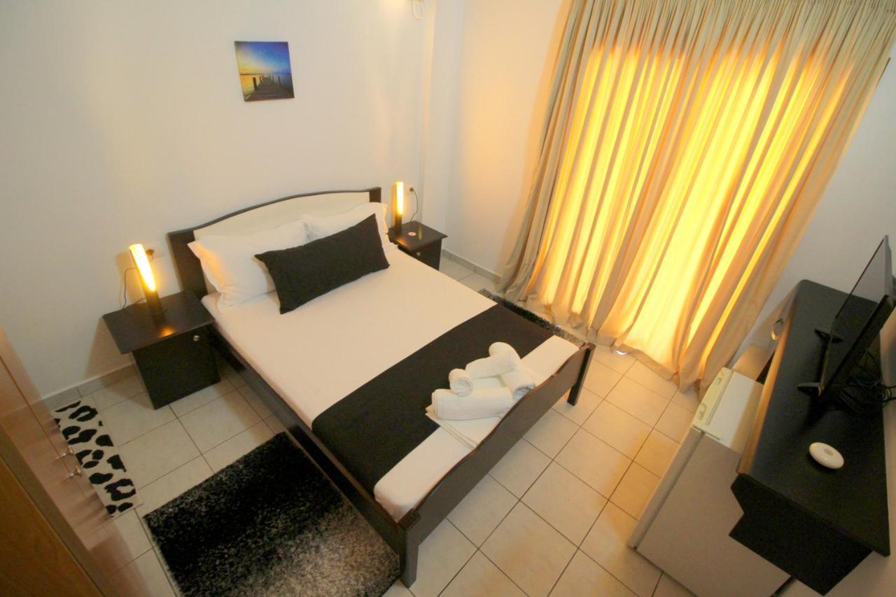 Jericho Rooms Sarandë Exterior foto