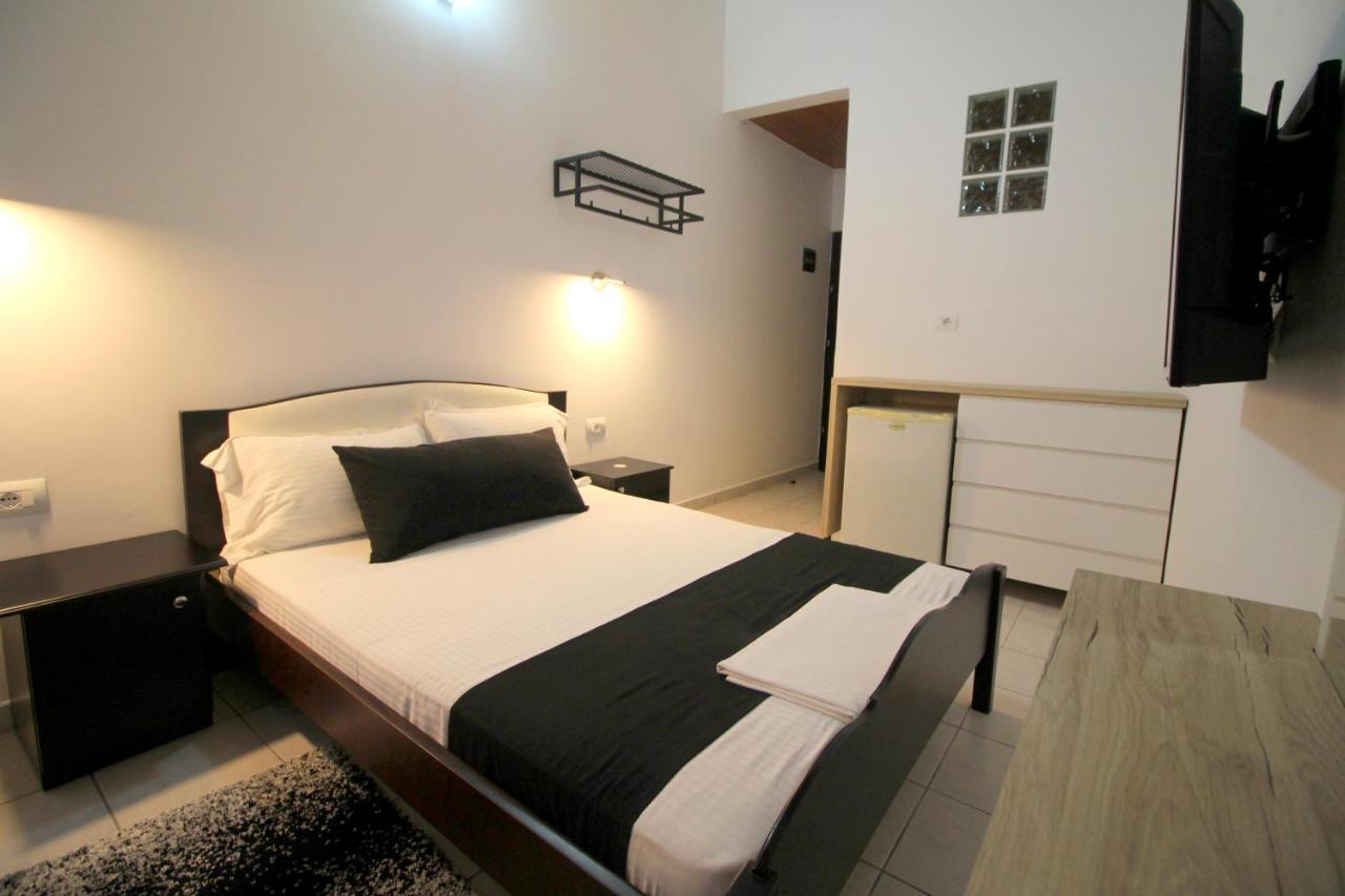 Jericho Rooms Sarandë Exterior foto