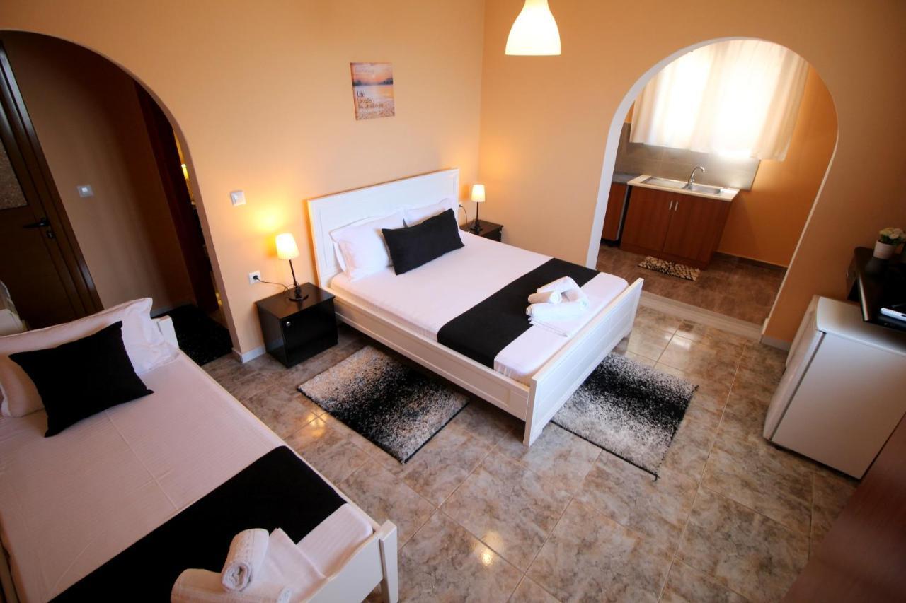 Jericho Rooms Sarandë Exterior foto