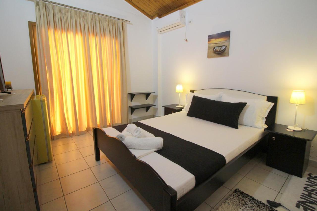 Jericho Rooms Sarandë Exterior foto